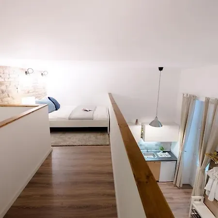 Silver Berry Apartamento *